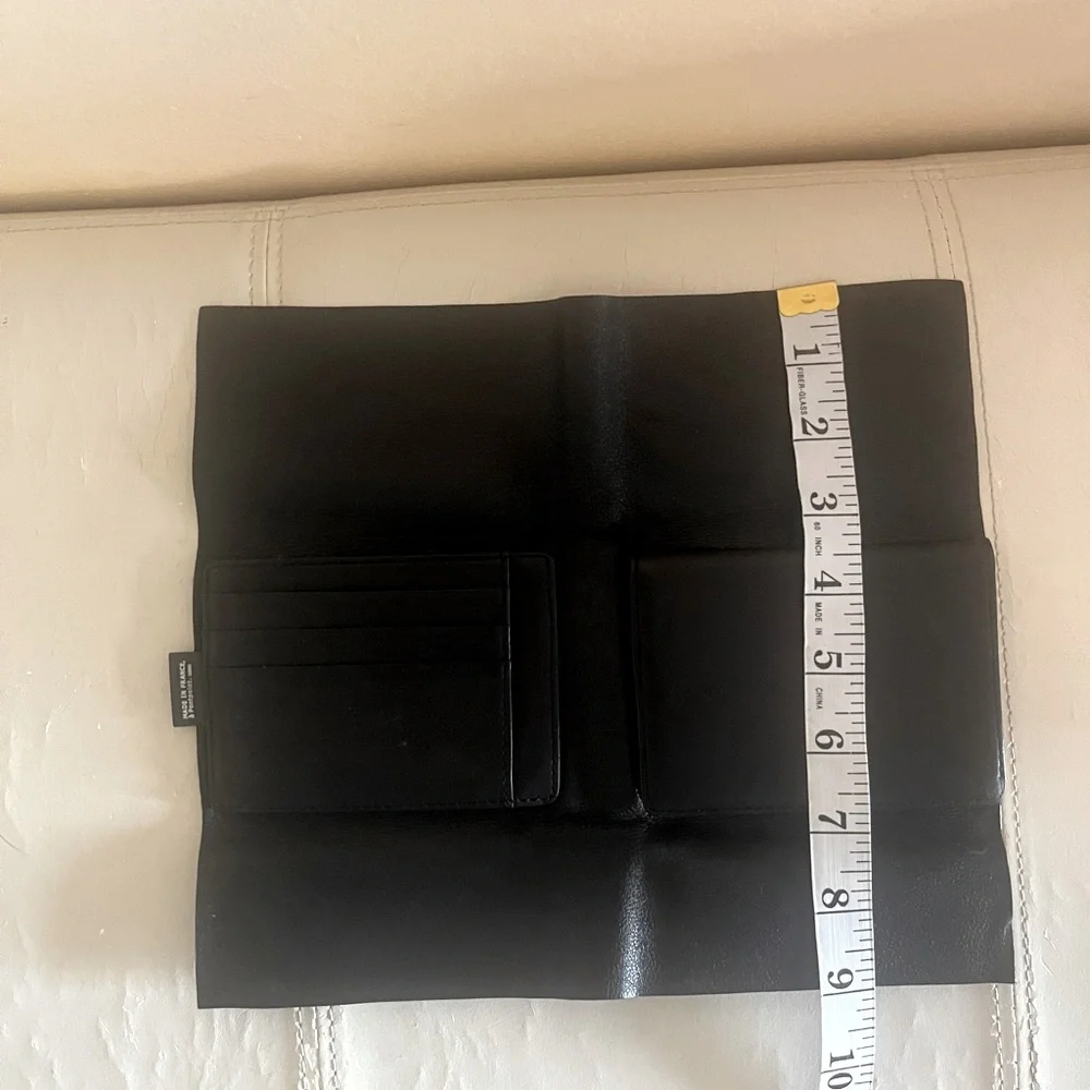 Accessories De Bonne Compagnie Leather Foldable Wallet